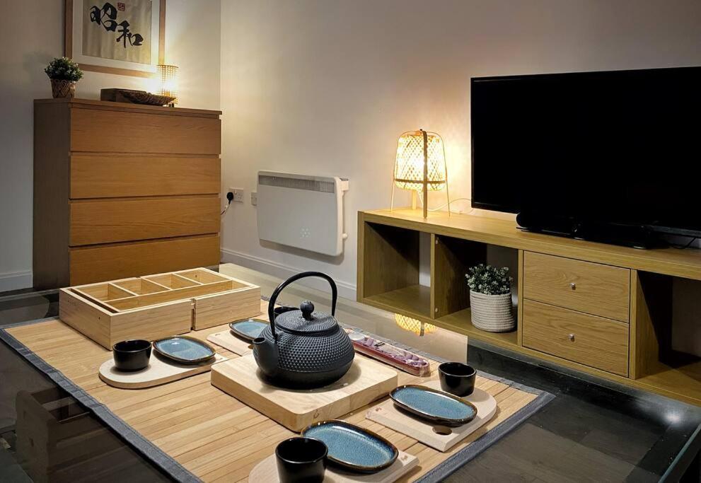 Japanese Style Muji Two-Bedroom Apt 斯旺西 外观 照片